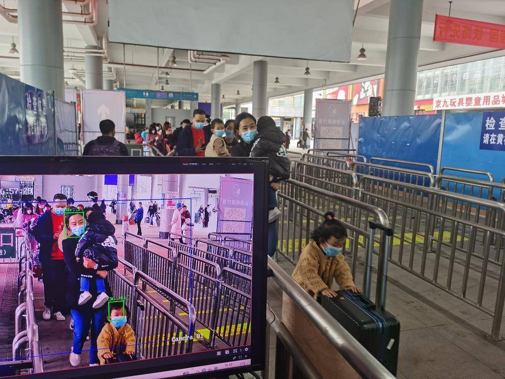 春运节前最高峰已到东莞东火车站客流量持续递增