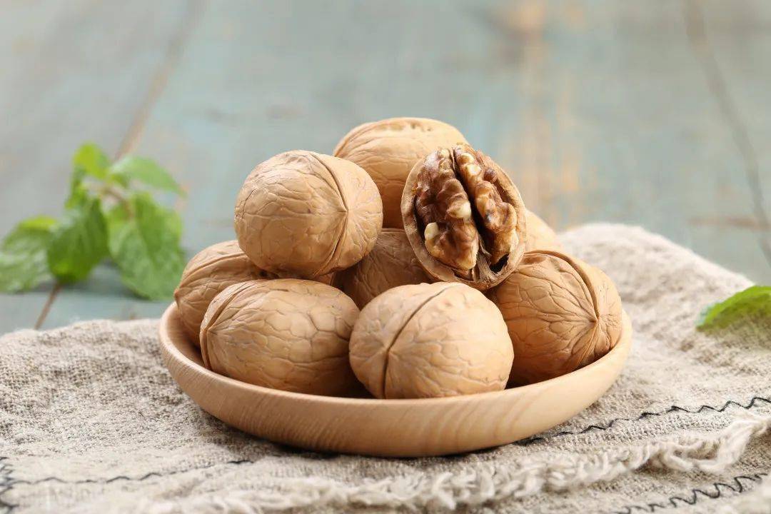 食品|陪您过年 | 零食里的学问