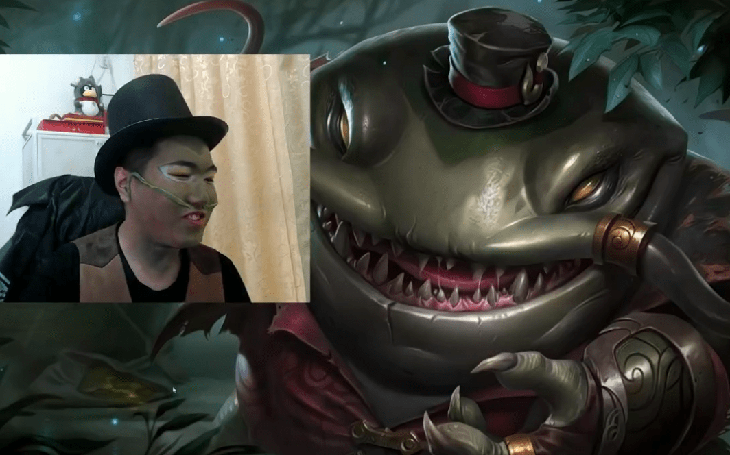 太敬业了红莲庆祝夺冠cos塔姆被网友调戏脸都憋绿了还直播