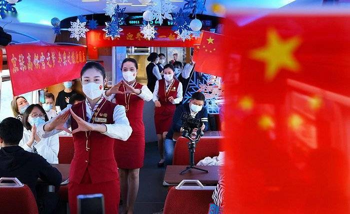 滑雪|冰雪之约丨“冬奥列车”快乐出发啦