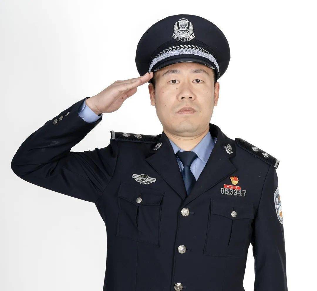 "四星"耀"三能" | 吴金金:"该上就要上,因为我是警察.