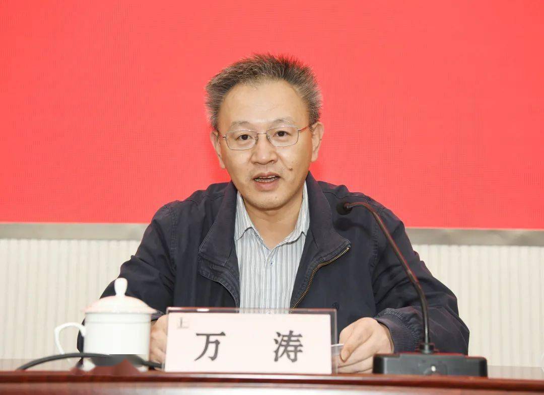 仪化公司向老同志祝贺新春佳节!_离退休_发展_万涛