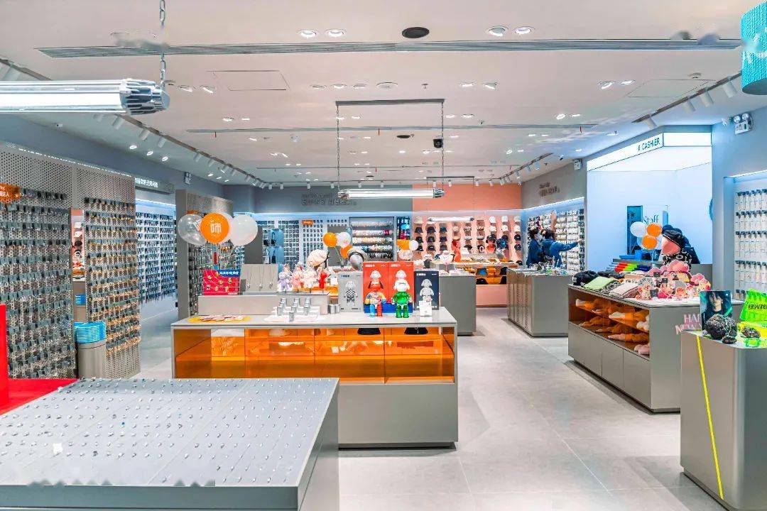 饰品店怎么装修吸引人 fec1589e7a5f457db81a46f585ff6c6b.jpeg