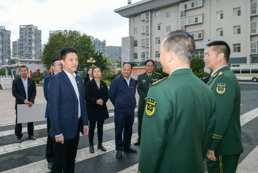 班宏,苟军一行先后来到武警攀枝花支队,攀枝花军分区,仁和区人武部对