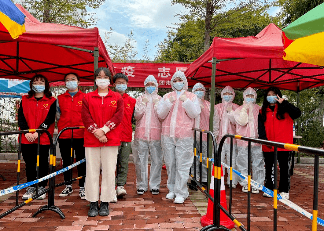 大学生疫情防控图片图片