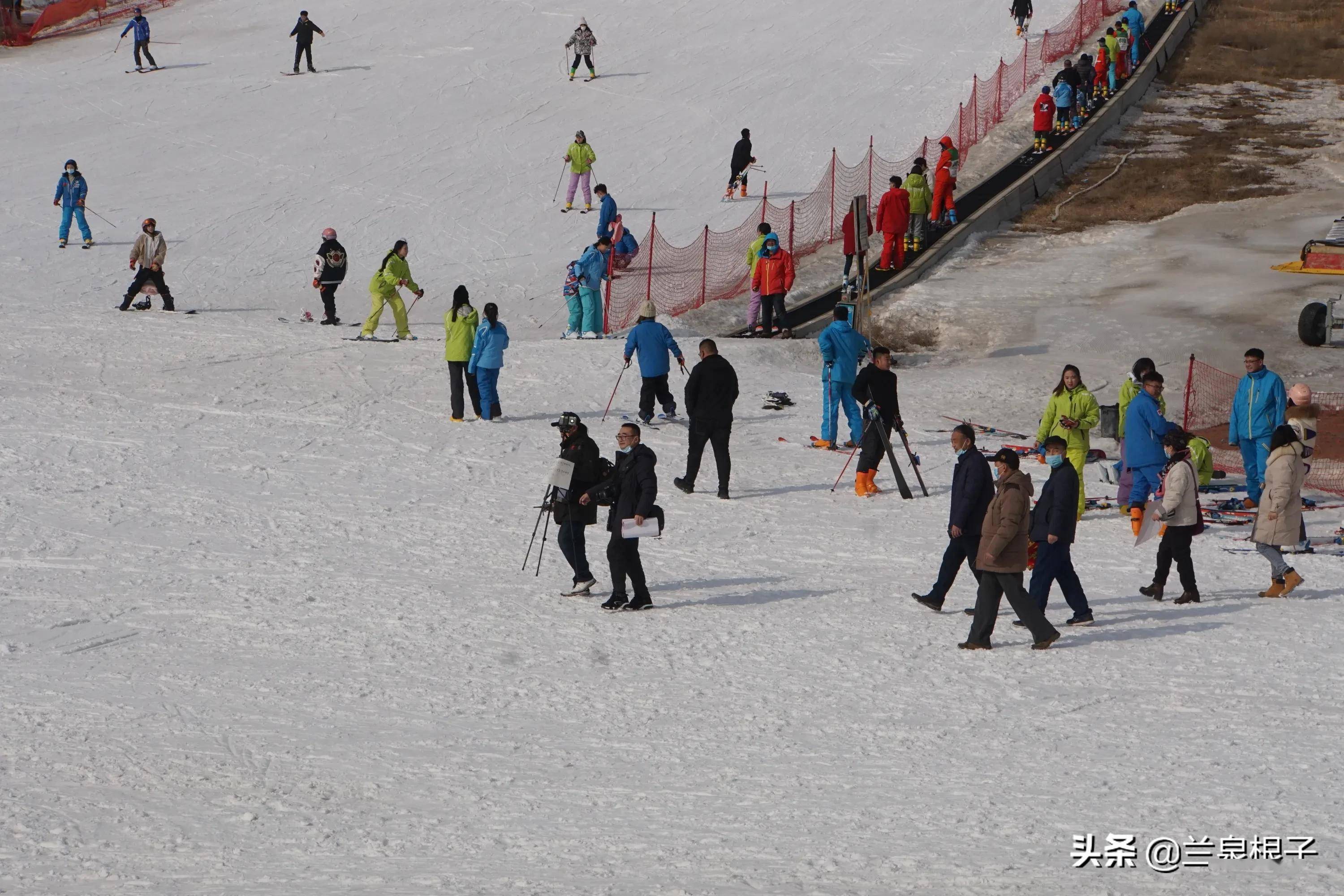 兰州安宁大青山滑雪场图片