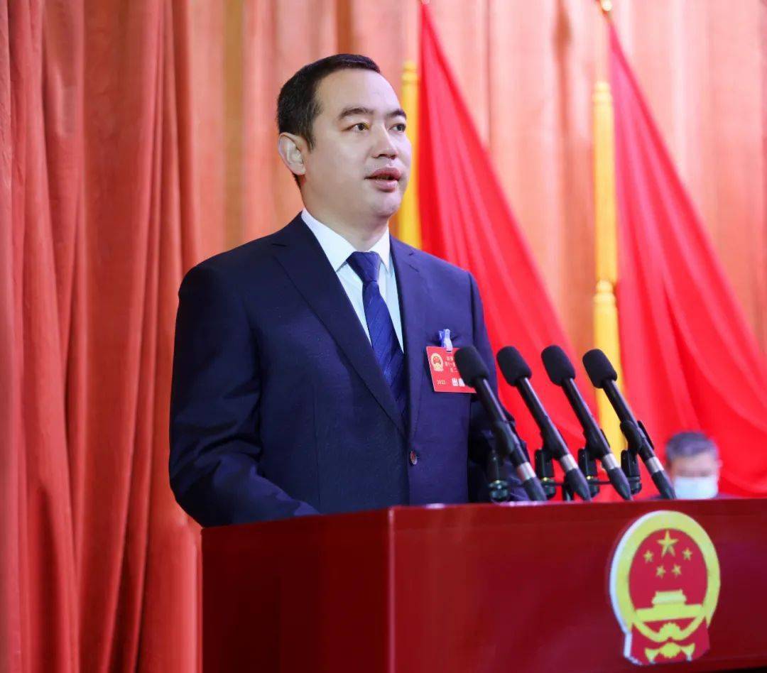 复兴区十一届人大二次会议开幕