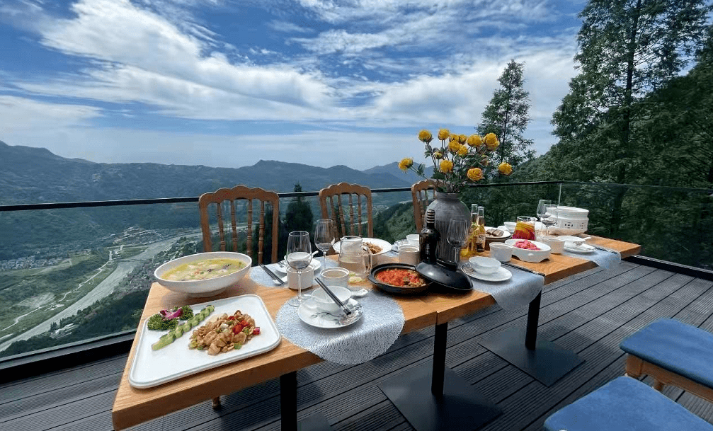 春節耍成都 品鑑彭州年 | 雲上餐廳,公園咖啡,綠道魚餐……美味安排