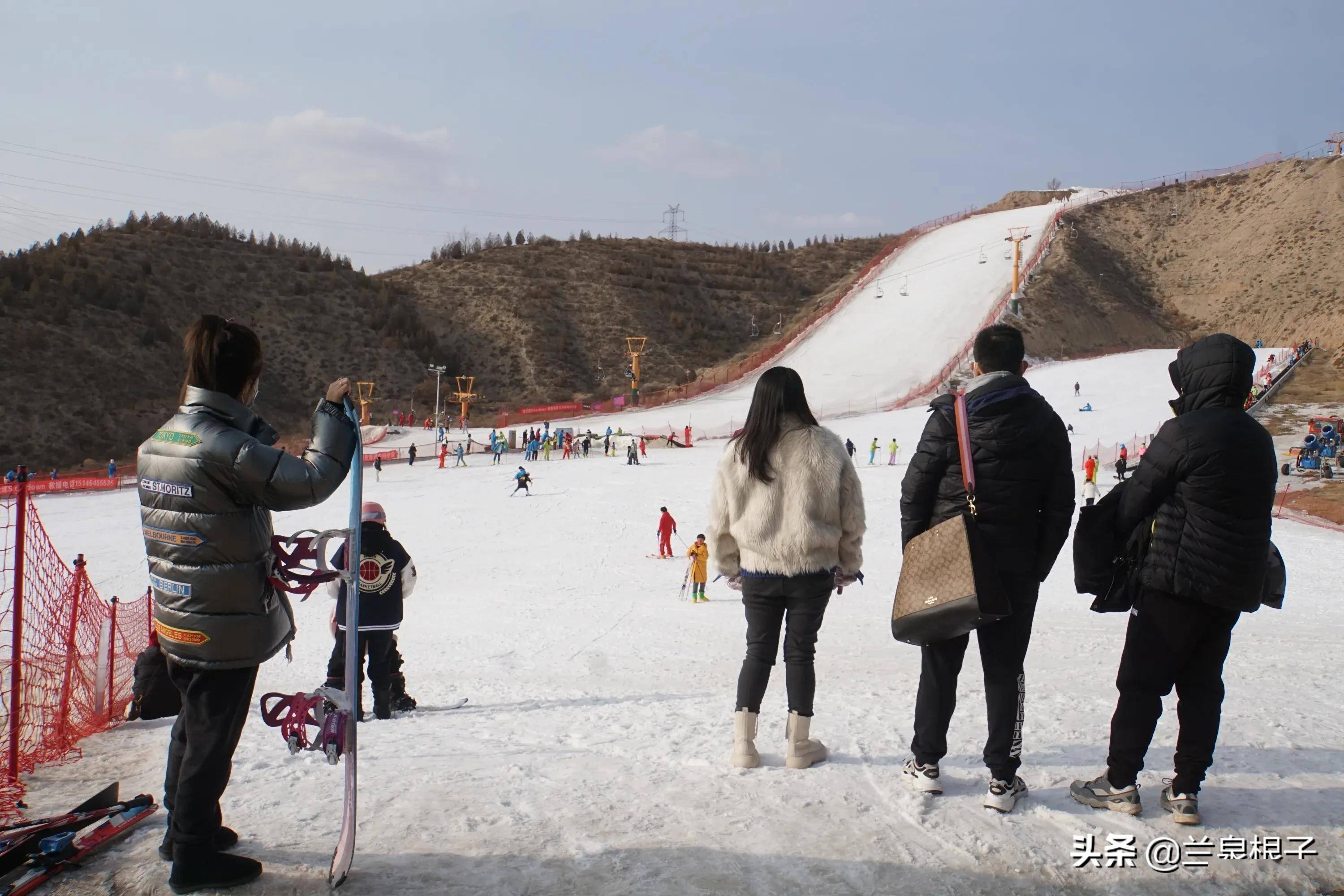 兰州安宁大青山滑雪场图片