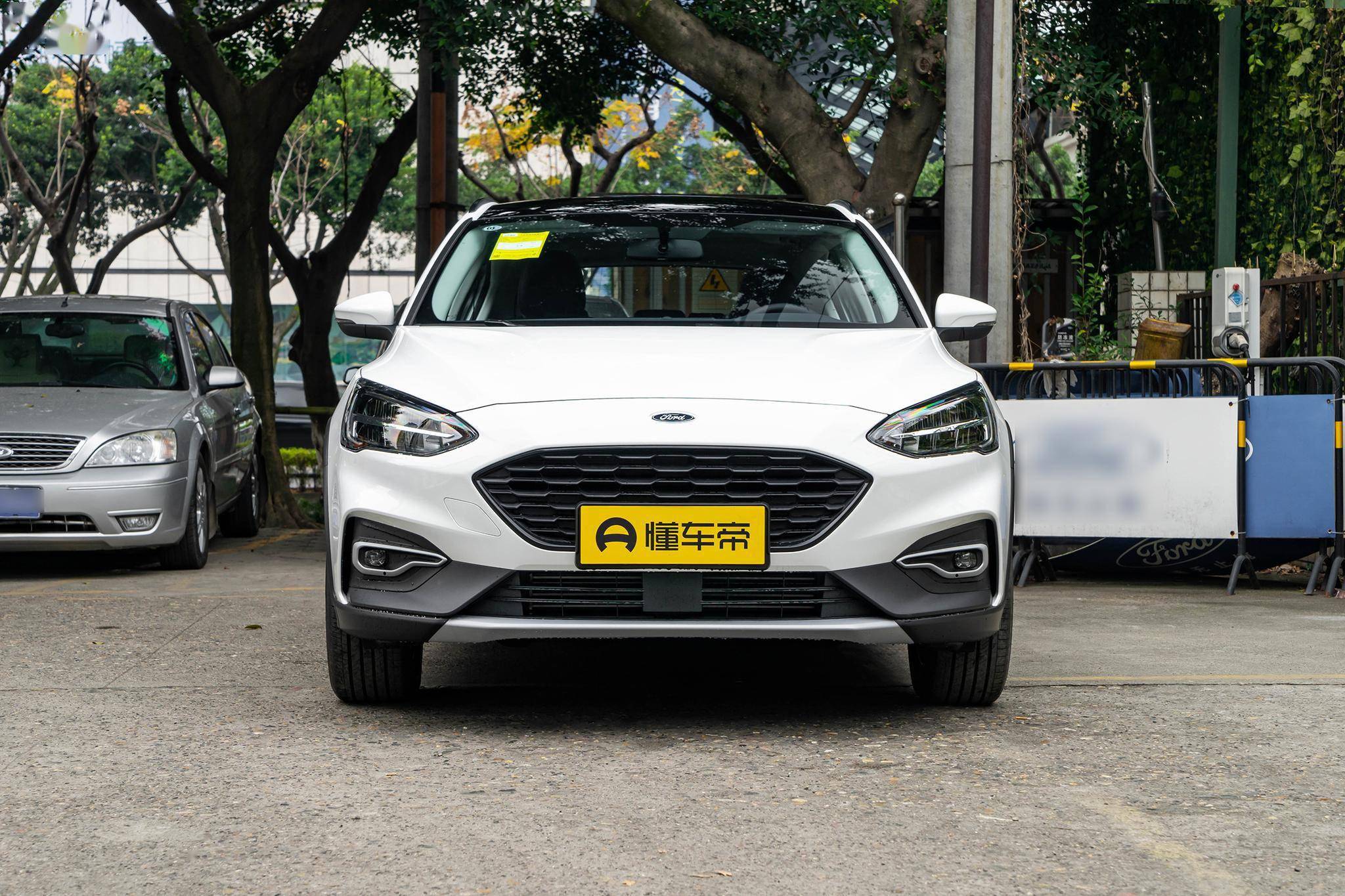 体验车型,长安福特 福克斯active 2021款 ecoboost 180自动劲潮型