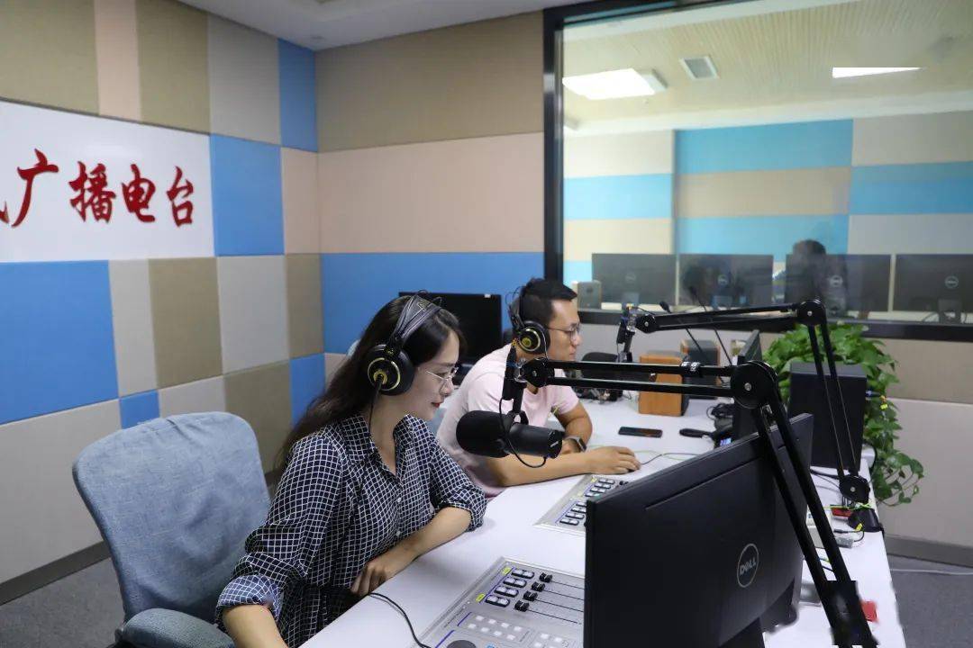 在2021年度全省教育电视新闻宣传工作中,宁阳县融媒体中心紧密结合
