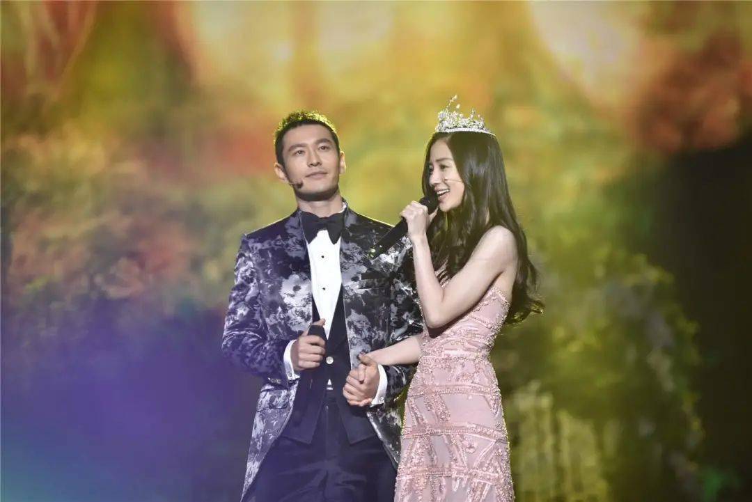 ��������AB������ʵԭ���ع���Ҹ�������µ����Ͷ��� ...