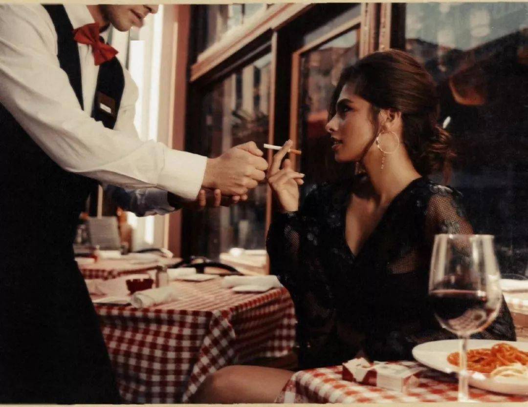 从容|你喝过的葡萄酒，都成为了你的气质