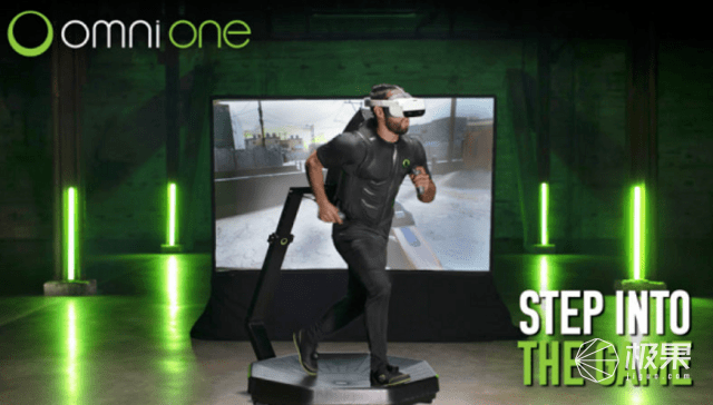 老外发明神奇机械鞋，疯狂踏步却纹丝不动，科幻电影都没它酷...