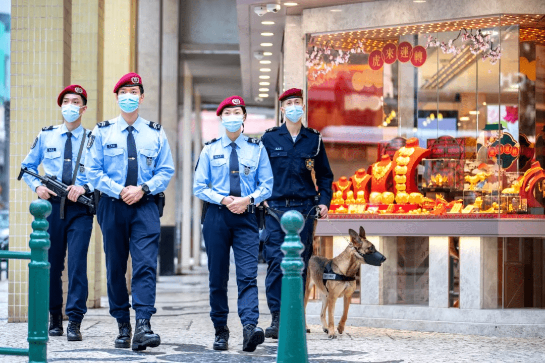 澳门警察徽章图片