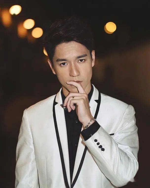 吴伟豪图片 3b0d5e40a182499590bb96cf780c5107.jpeg