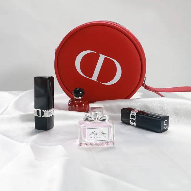 dingDior香水和口红,仙女bi备,闭眼买都不会错