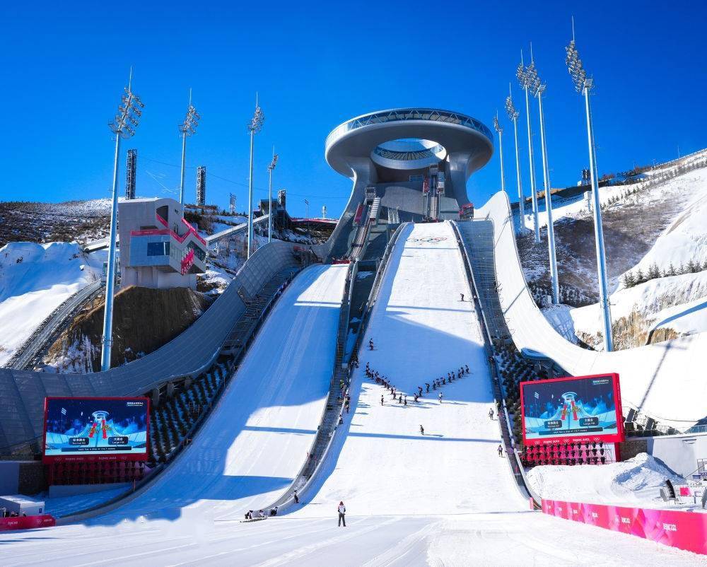 跳台滑雪中心"雪如意"官方首练 硬件外观