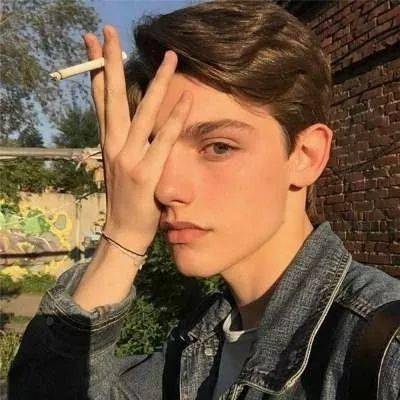 欧美头像女生高冷霸气性感