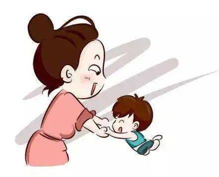 大手牵着小手走,当心孩子手脱臼!