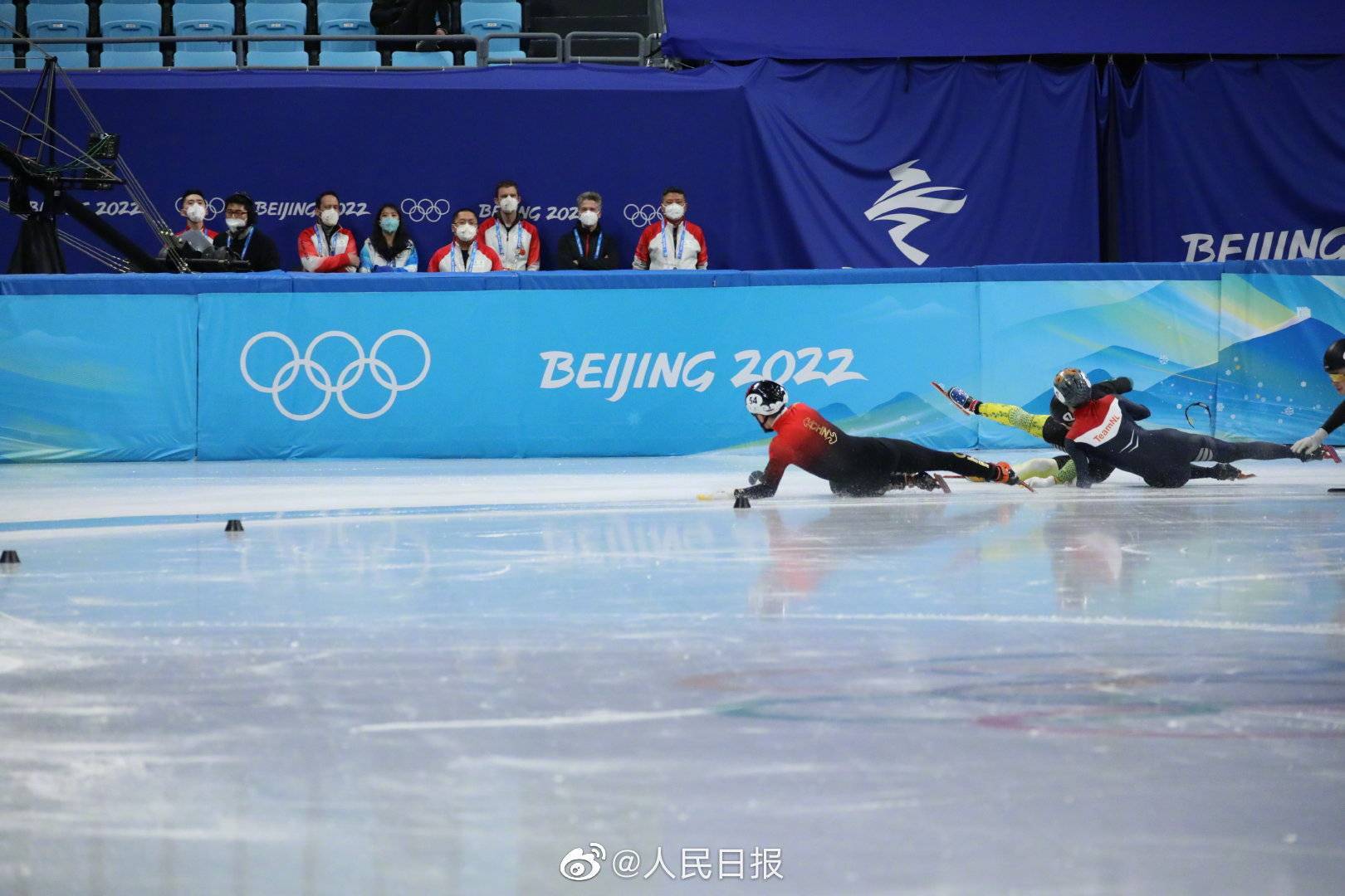 男子|武大靖、任子威晋级短道速滑男子1000米半决赛