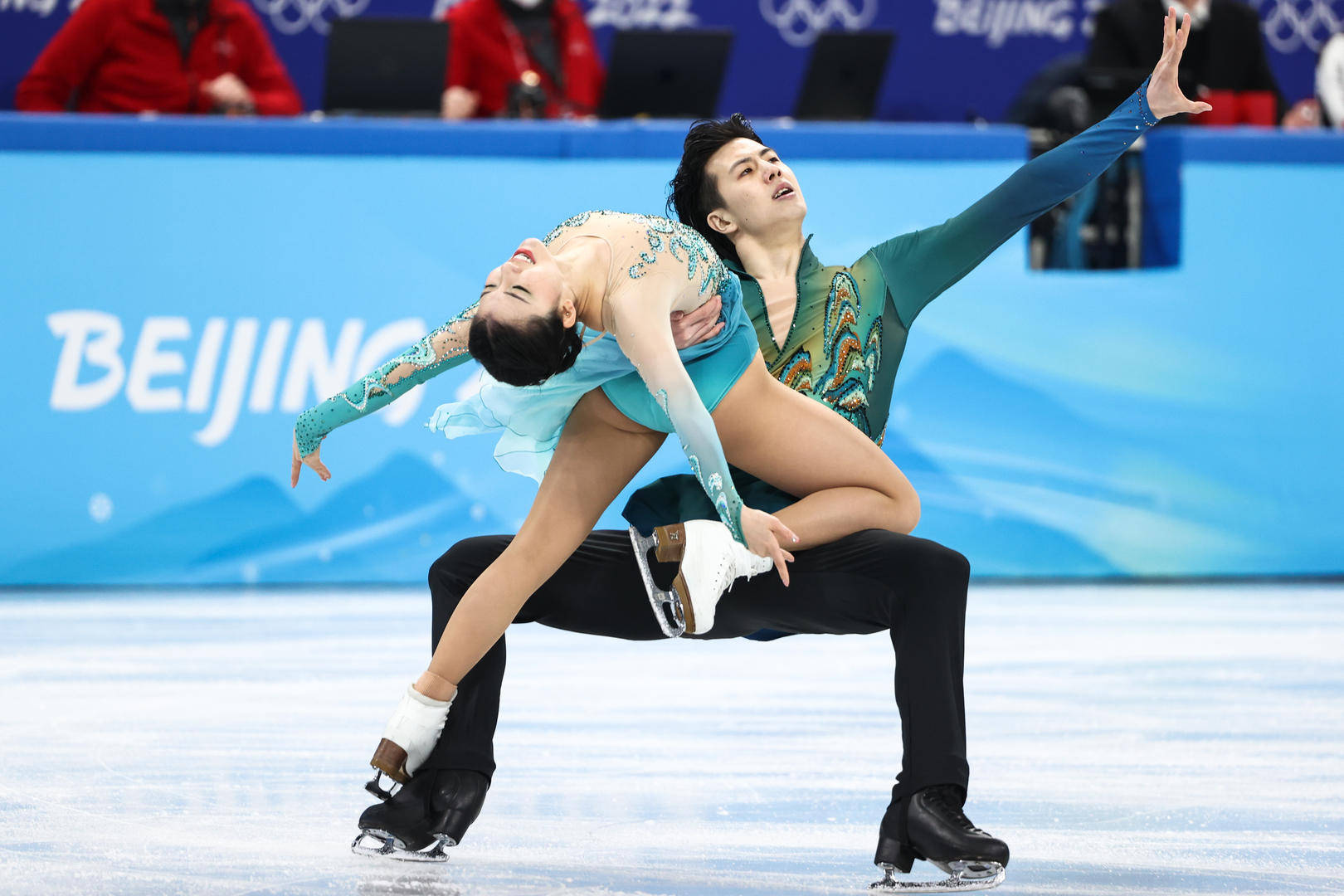 中国|花滑团体赛：王诗玥/柳鑫宇冰上舞蹈自由舞排名第四，俄罗斯奥委会代表队提前夺冠