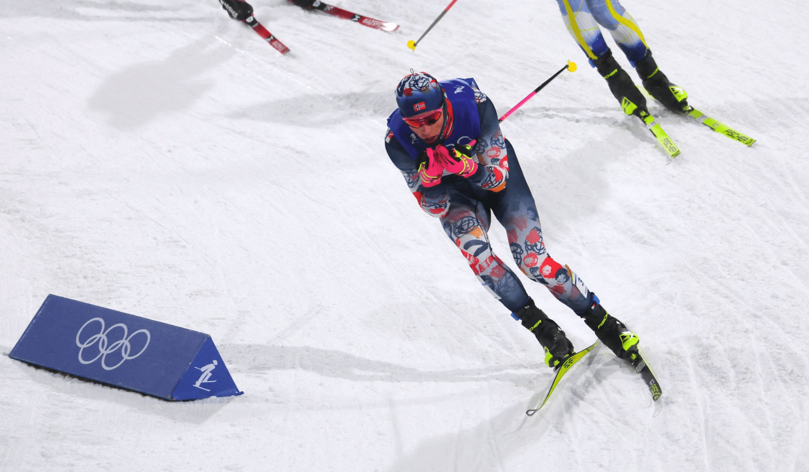 男子|挪威选手获得越野滑雪男子个人短距离（自由技术）金牌