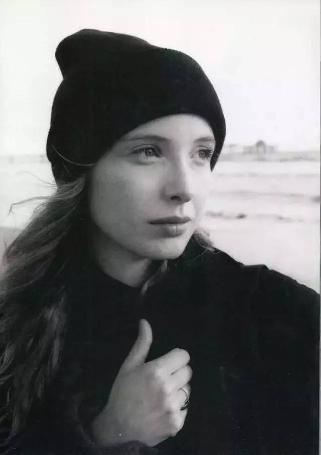 为什么这个法国女人能永远年轻