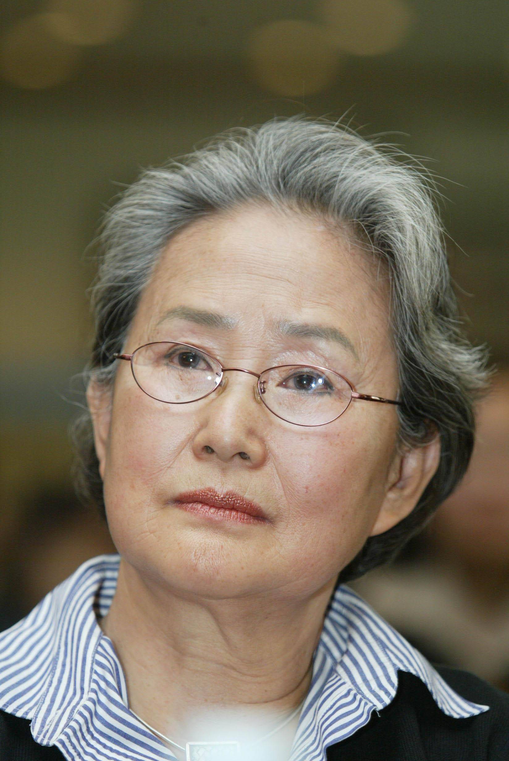 纪念王安忆谈张洁她是赤子