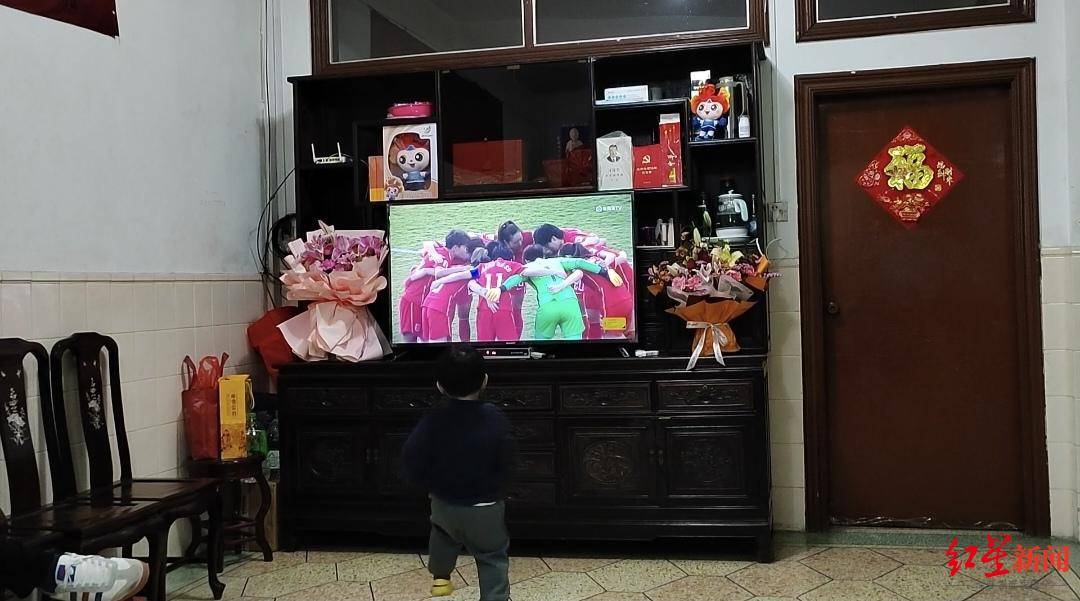 上海|为女足完成绝杀的肖裕仪：7岁被教练相中，赛前说“一定拿金牌回来”
