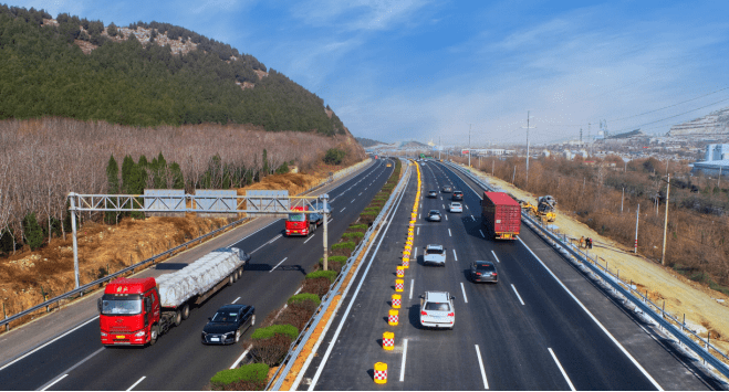明起西半幅封闭施工,京台高速公路济泰段改扩建今年通车_建设_泰安