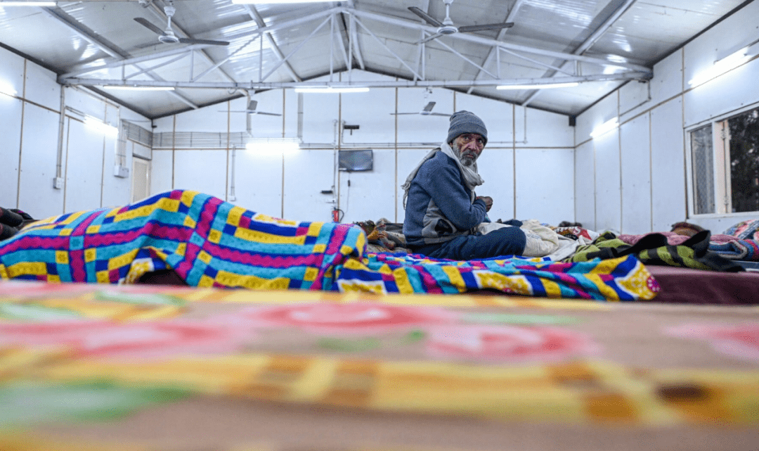 印度首都新德里经历近十年来最冷的一个月路有冻死骨多达百余人