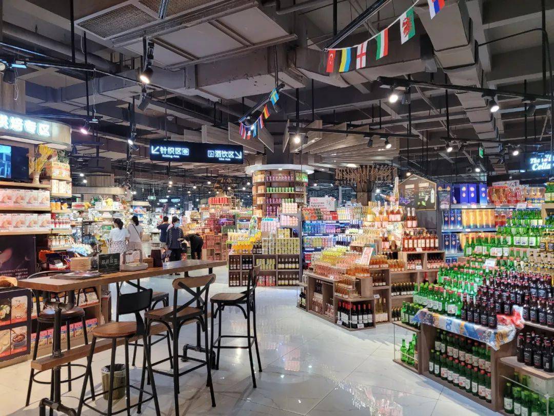 欣赏一组超市卖场的生动化陈列