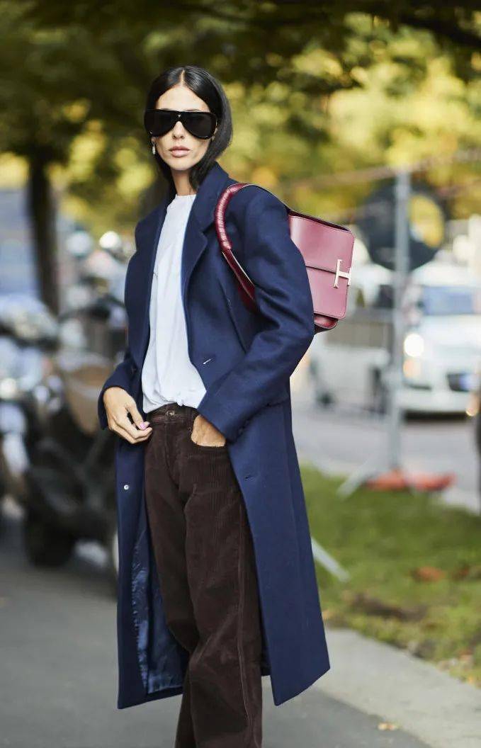 色彩2022早秋女装流行色T台分析