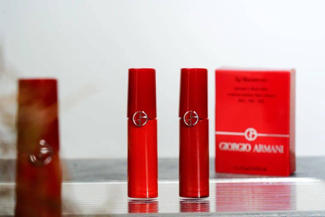 Giorgio2 折！！阿玛尼唇釉抢疯了！不信你不心动！