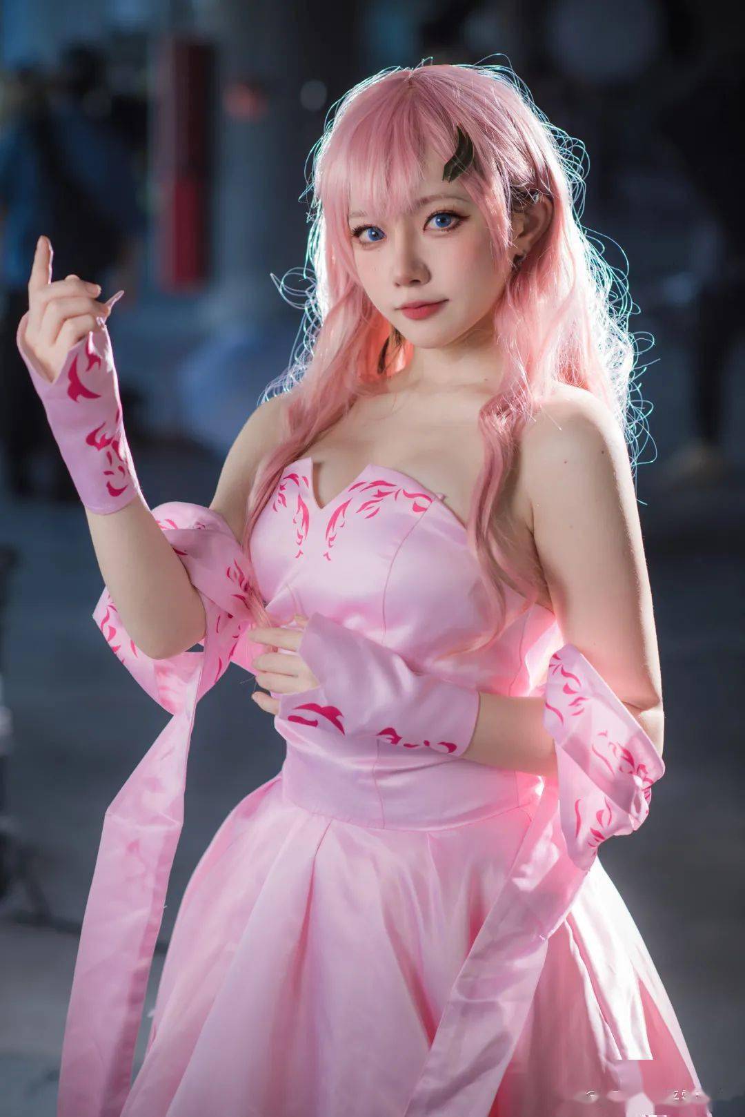 二次元cos机动战士高达seed拂晓拉克丝