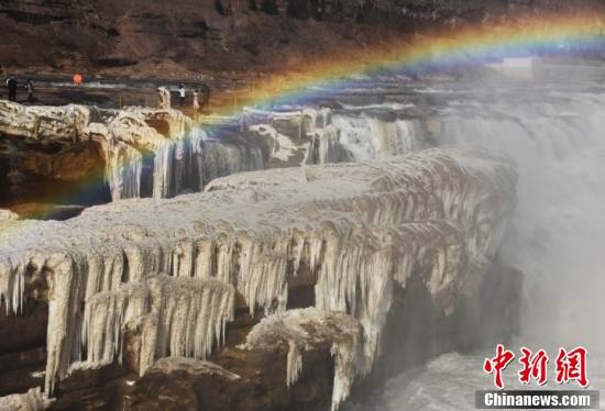景区|黄河壶口瀑布再现冰瀑彩虹壮美景观