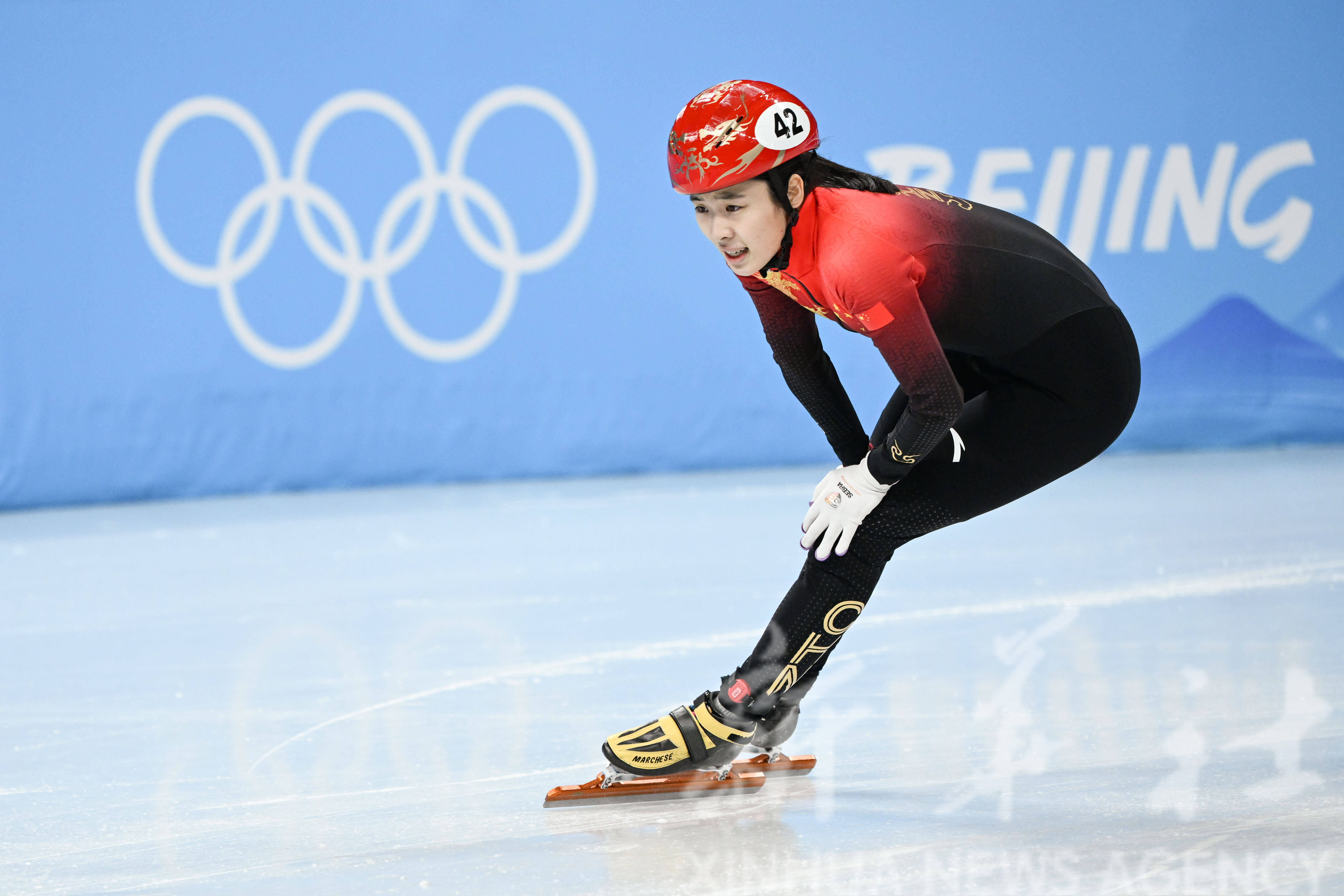 短道速滑女子运动员图片