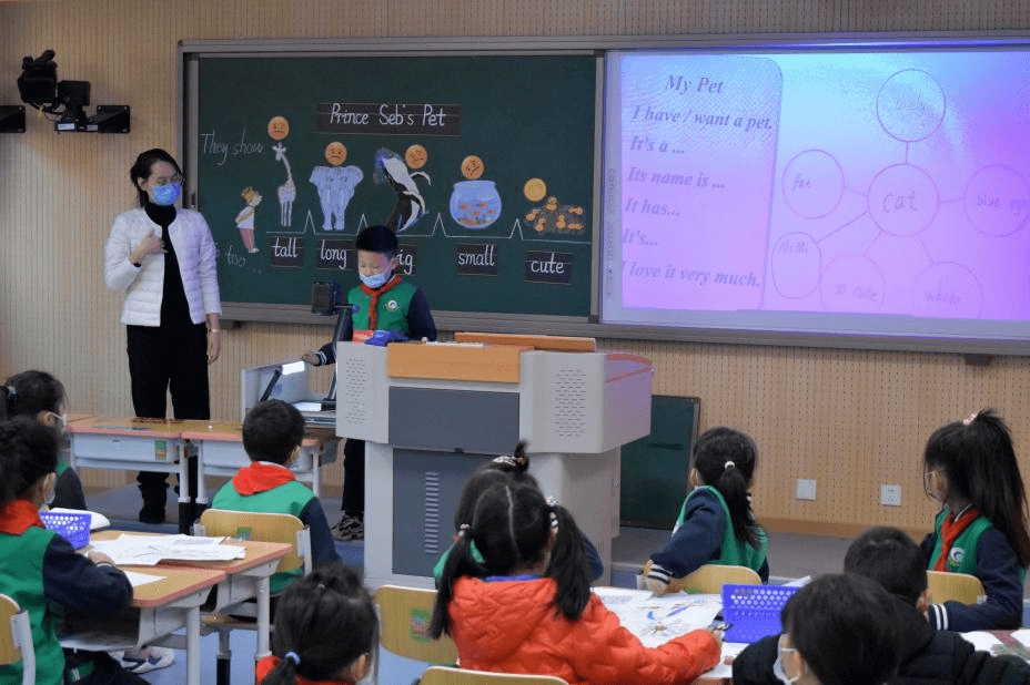 dad为大家分享的英文绘本故事由台湖镇银河湾小学唐慧老师接下来,快随