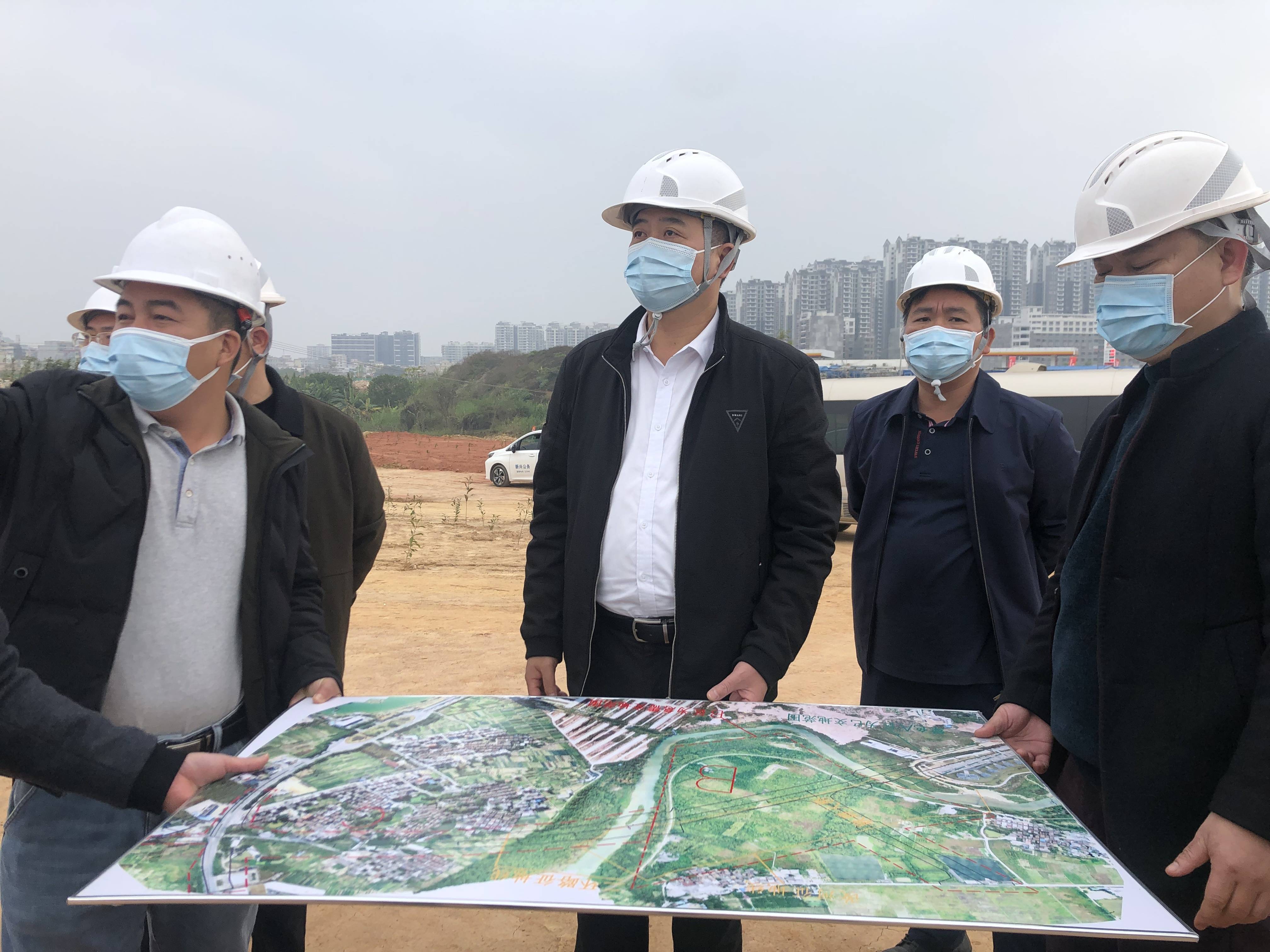 陈哲江开展巡河并调研项目建设,要求挂图作战确保工程按时高质完成