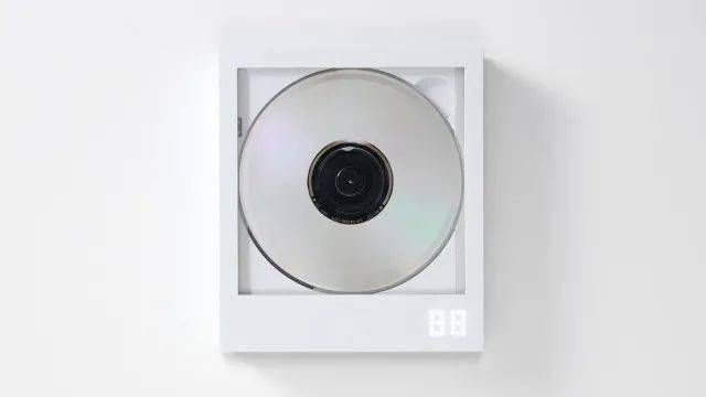 极简风格 外观酷似相框的复古cd播放器 你爱了吗 日元 Disk Makuake