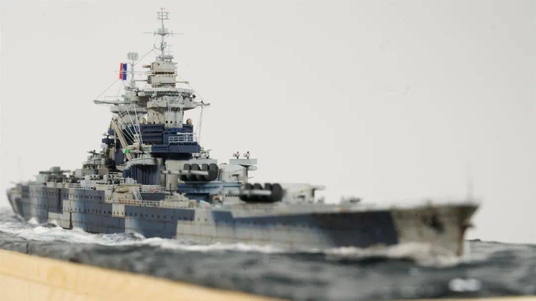 想让法国海军向英国人投降门都没有
