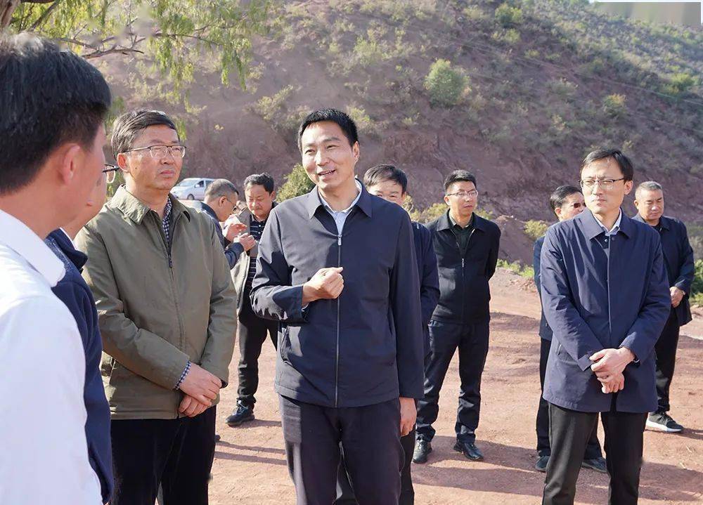 在元江县调研企业生产经营情况2月11日至13日,市委副书记,市长江华率