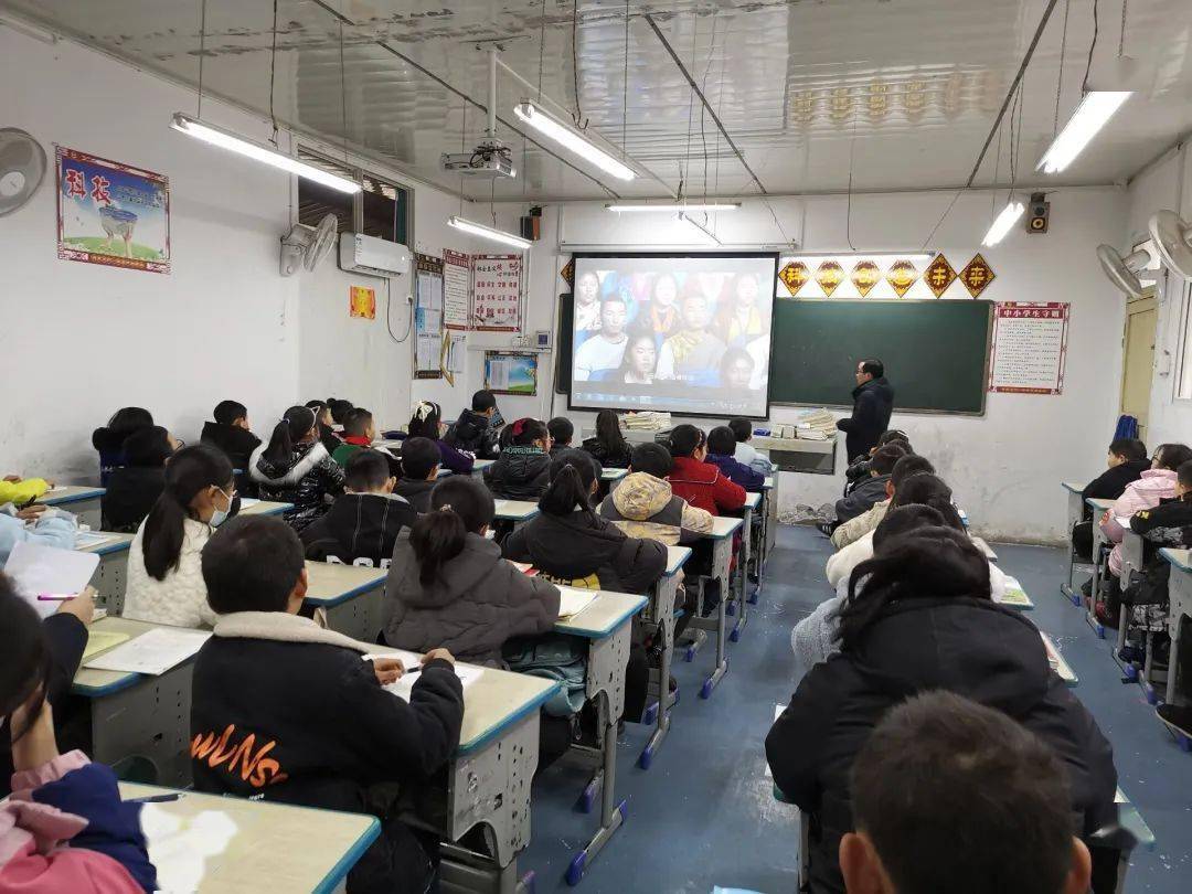 城南小学▲城西小学▲万涛小学▲菁华小学▲实验小学春风拂面暖阳