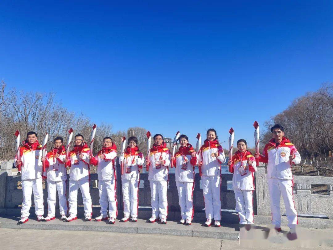 来自九龙的冬奥会火炬手罗家辉:展现新时代青年风采