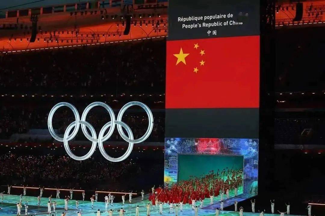 奥运会夺冠升旗图片图片