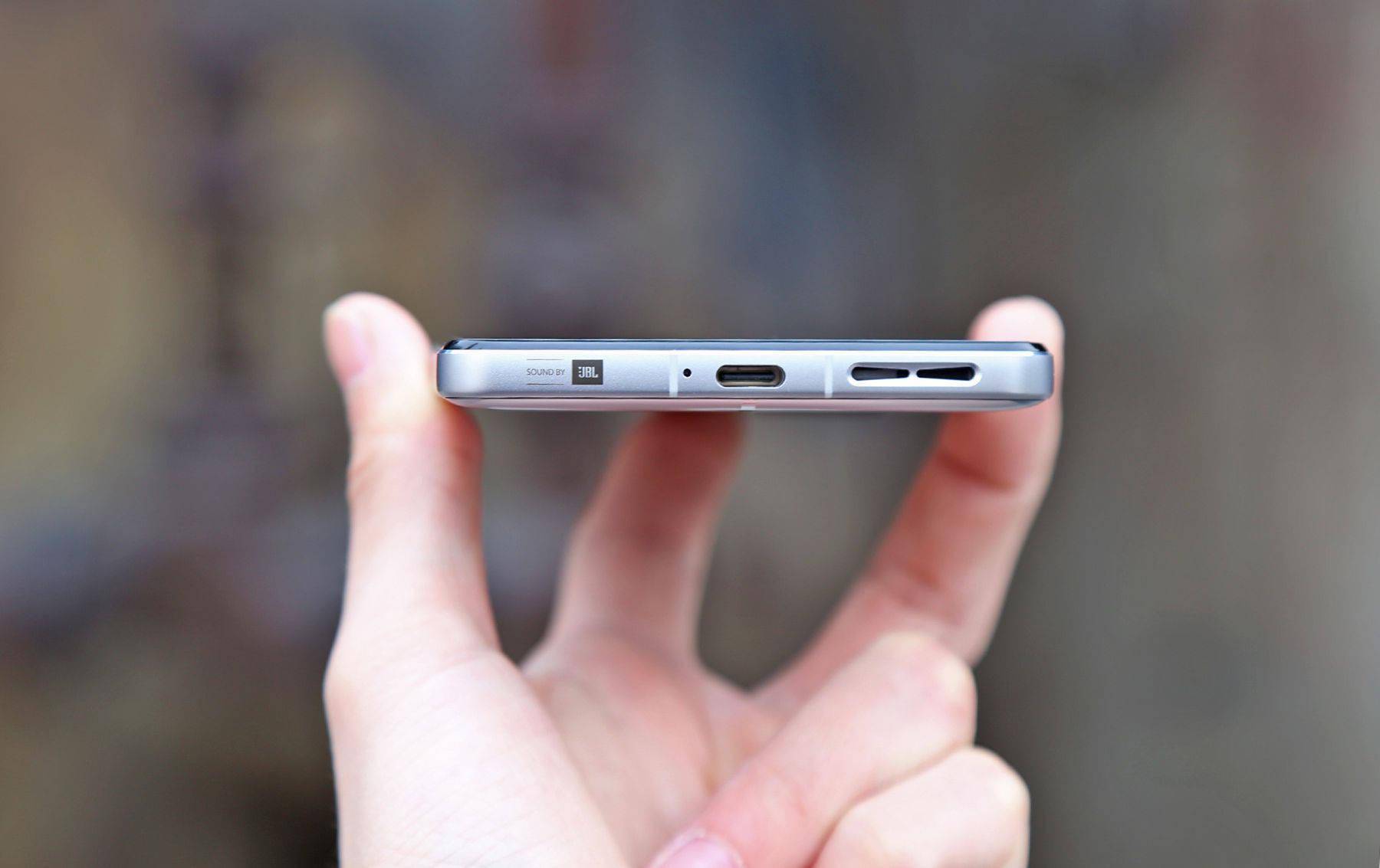 Redmi K50 电竞版评测：用料十足的骁龙 8 Gen 1 手机，能否成为「驯龙高手」？