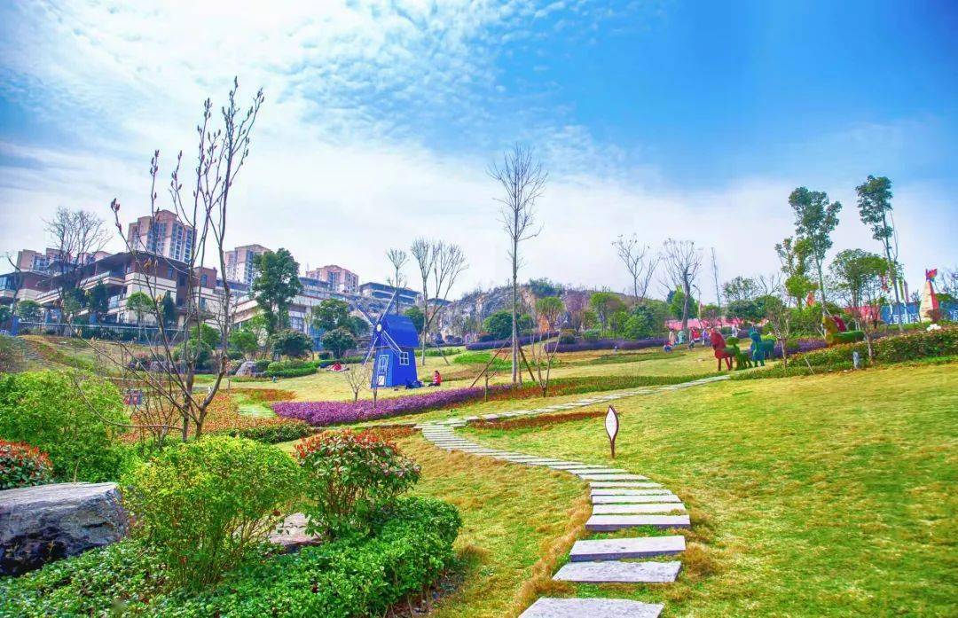 来仁山公园与郁金香共赴春约