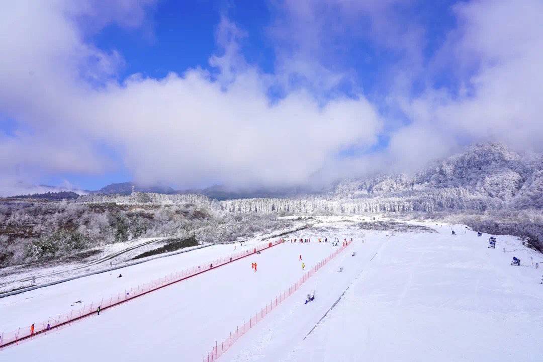 四川王岗坪滑雪场图片