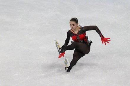 女子|爆冷！瓦利耶娃无缘奖牌，俄奥委会队包揽金银牌